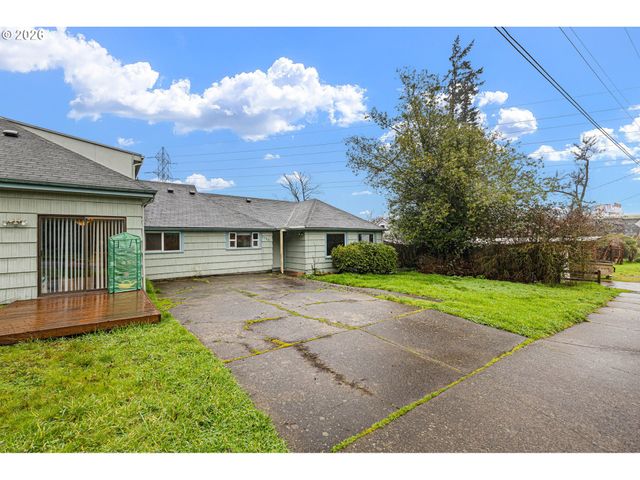 2709 E 16th Ave, Eugene, OR 97403