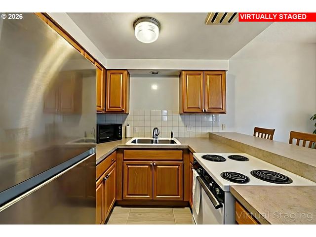 2709 E 16th Ave, Eugene, OR 97403