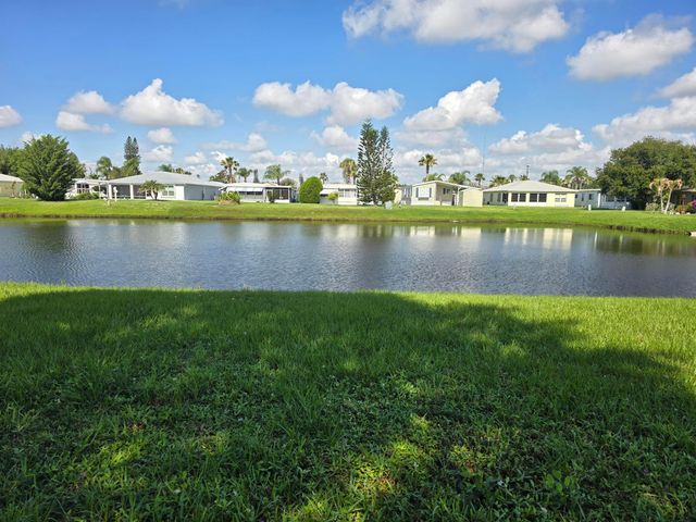 7 Madrid Lane, Port St. Lucie, Port St Lucie, FL 34952