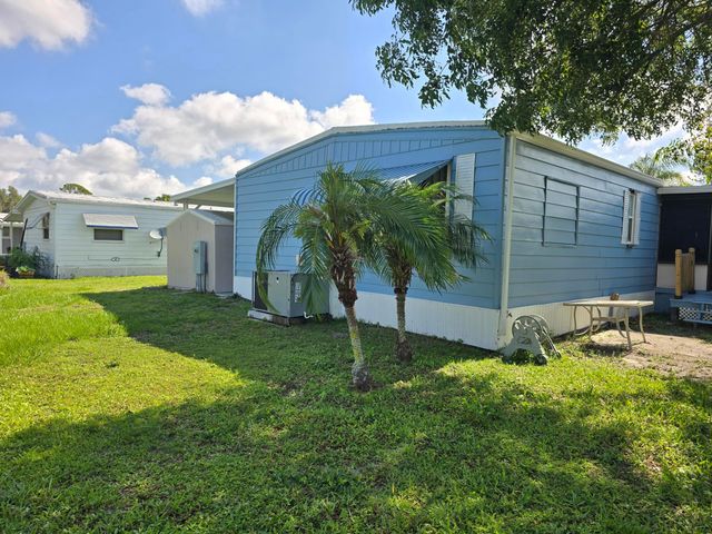 7 Madrid Lane, Port St. Lucie, Port St Lucie, FL 34952