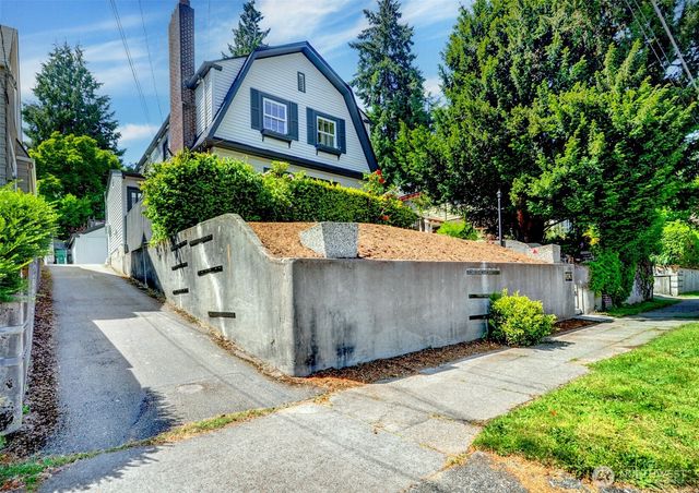 6541 20th Avenue NE, Seattle, WA 98115