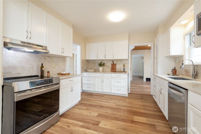 6541 20th Avenue NE, Seattle, WA 98115