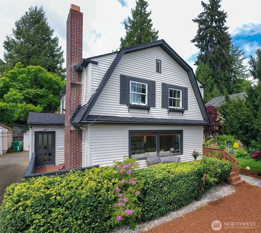 6541 20th Avenue NE, Seattle, WA 98115