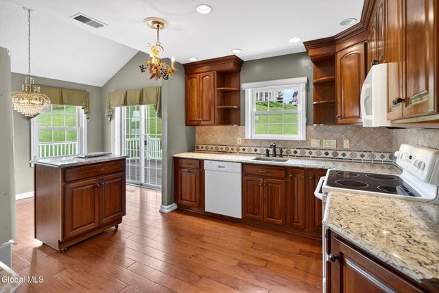 11 Beach Court, Saratoga Springs, Outside, NY 12866