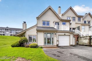 11 Beach Court, Saratoga Springs, Outside, NY 12866