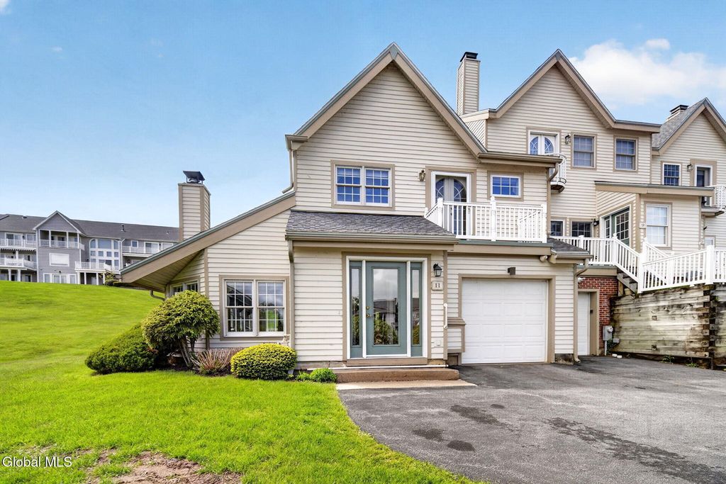 11 Beach Court, Saratoga Springs, Outside, NY 12866