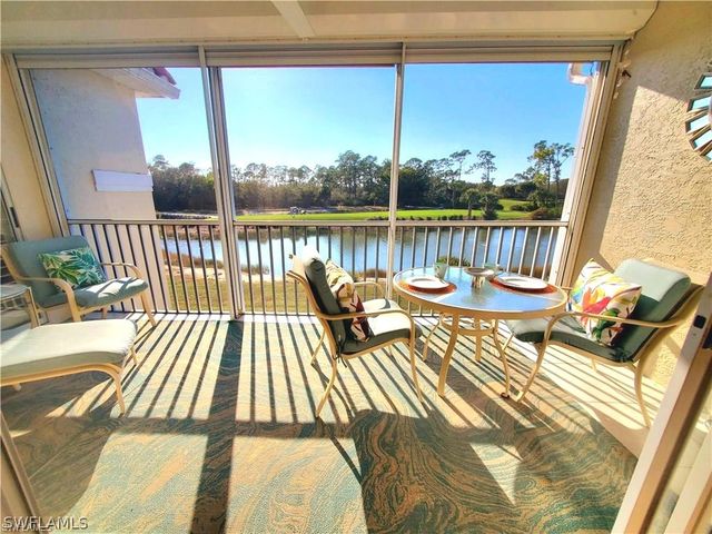 945 Eastham WAY H-203, Naples, FL 34104