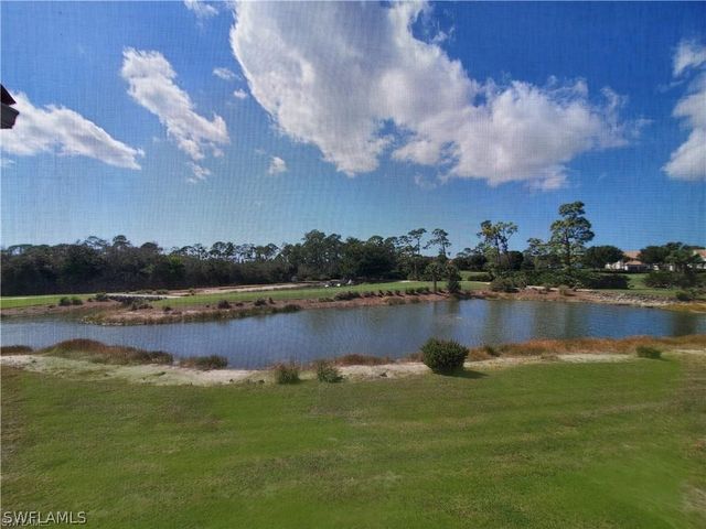 945 Eastham WAY H-203, Naples, FL 34104