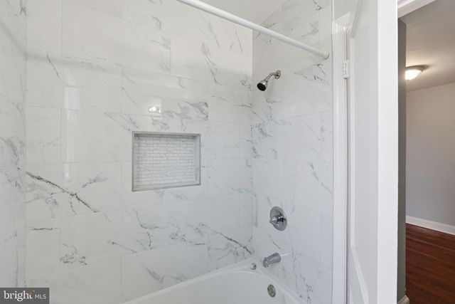 3919 R ST SE, Washington, DC 20020