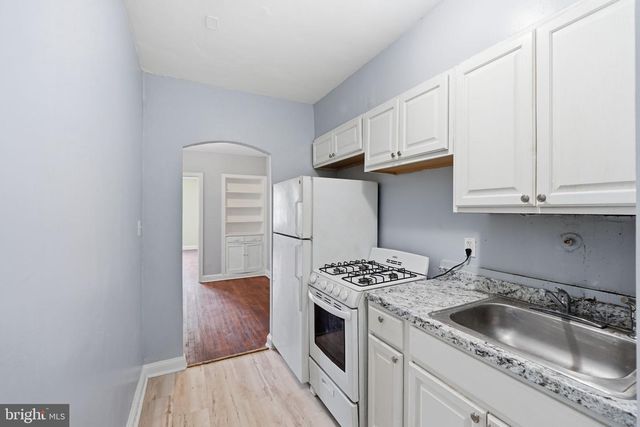 3919 R ST SE, Washington, DC 20020