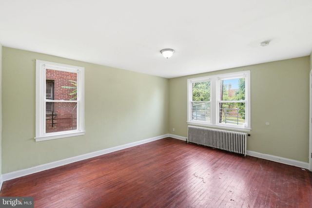 3919 R ST SE, Washington, DC 20020