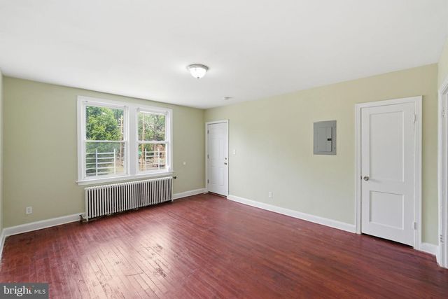 3919 R ST SE, Washington, DC 20020