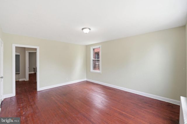 3919 R ST SE, Washington, DC 20020