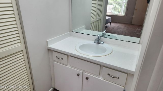 725 Port Malabar Boulevard NE 301, Palm Bay, FL 32905