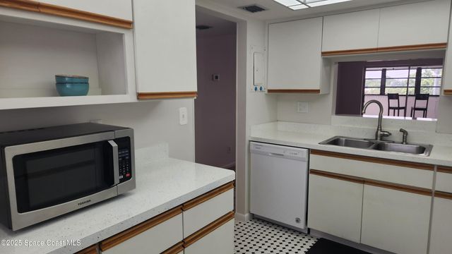 725 Port Malabar Boulevard NE 301, Palm Bay, FL 32905