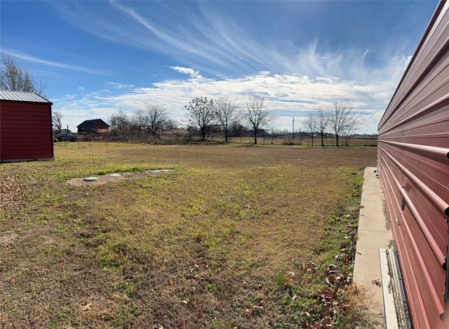 745 County Road 1895, Yantis, TX 75497