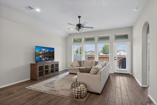 8455 FLINT MDWS, San Antonio, TX 78254