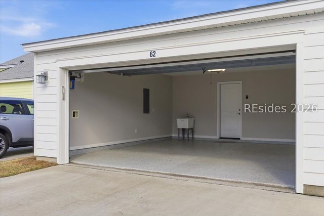 62 Seaplane Dr, Hardeeville, SC 29927