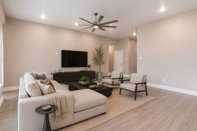 4836 Cedar Hill Drive, Weatherford, TX 76087