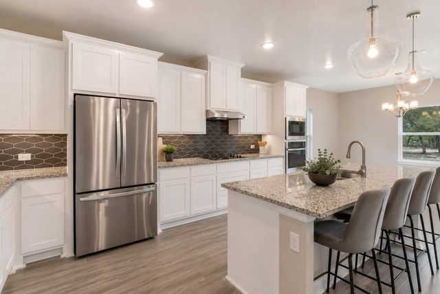 4836 Cedar Hill Drive, Weatherford, TX 76087