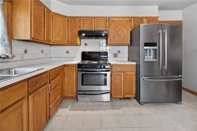 424 West Spruce Street, East Rochester, NY 14445