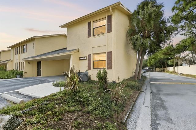 7616 LA MESITA COURT 7616, Tampa, FL 33615