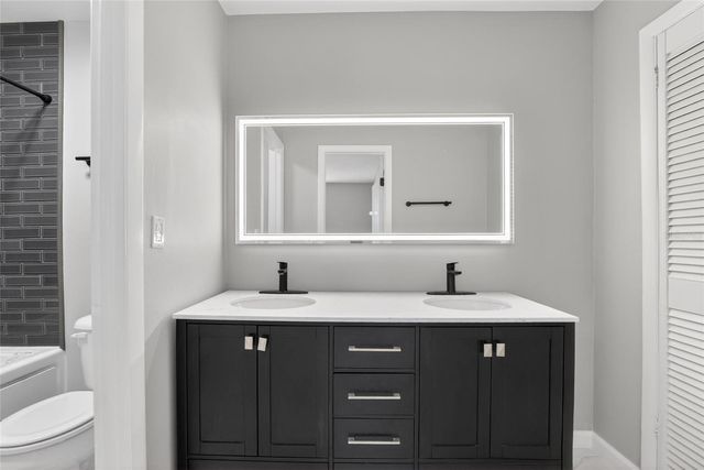 7616 LA MESITA COURT 7616, Tampa, FL 33615