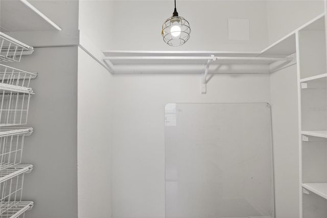 7616 LA MESITA COURT 7616, Tampa, FL 33615