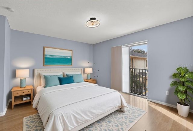 7616 LA MESITA COURT 7616, Tampa, FL 33615