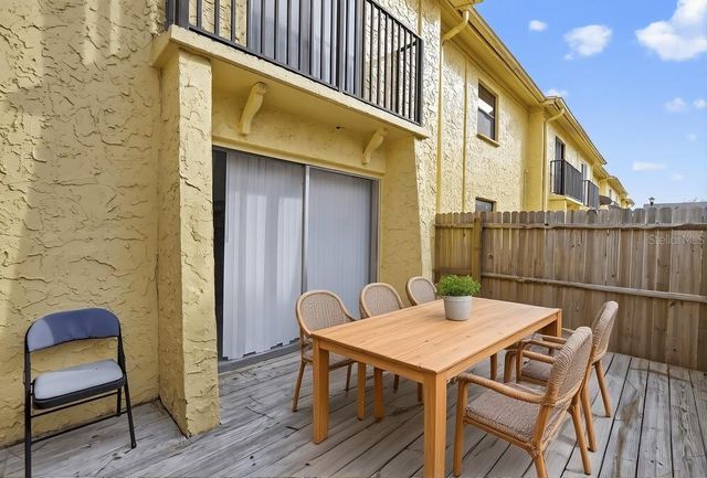 7616 LA MESITA COURT 7616, Tampa, FL 33615