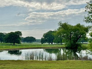 9722 Oak Creek Drive, Pilot Point, TX 76258