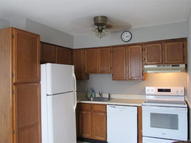 7 Manor Drive 7, Cornwall, NY 12518