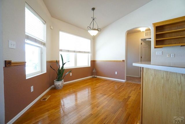 461 E Fredonia Dr, Pueblo, CO 81007