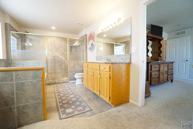 461 E Fredonia Dr, Pueblo, CO 81007