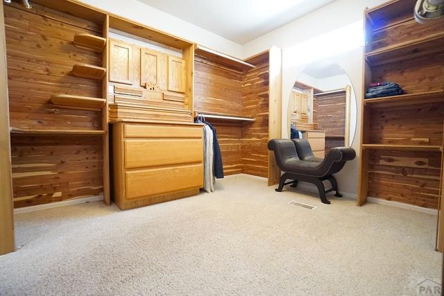 461 E Fredonia Dr, Pueblo, CO 81007