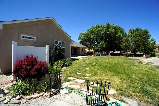 461 E Fredonia Dr, Pueblo, CO 81007