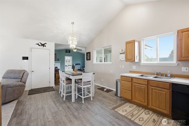 112 W Belmont Avenue, Moses Lake, WA 98837