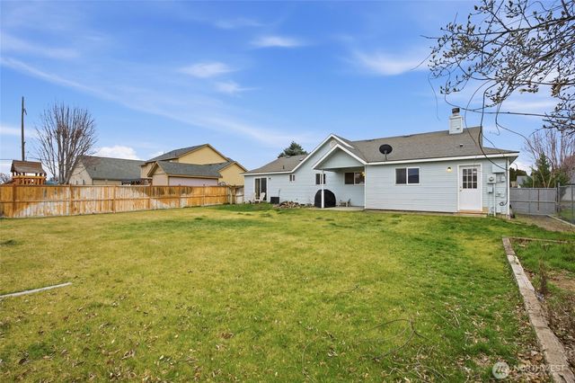 112 W Belmont Avenue, Moses Lake, WA 98837