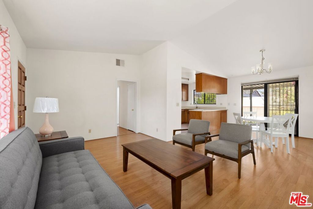 Image 3 of property listing at 7042 Jon Allan Drive, North Hollywood, CA 91605