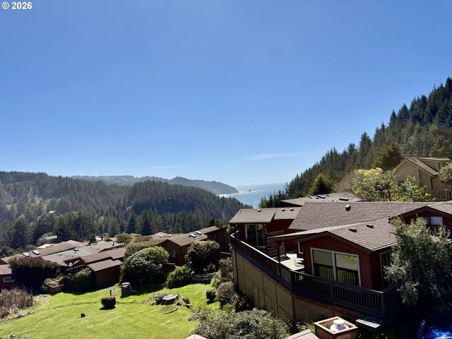 19921 WHALESHEAD Rd U1, Brookings, OR 97415