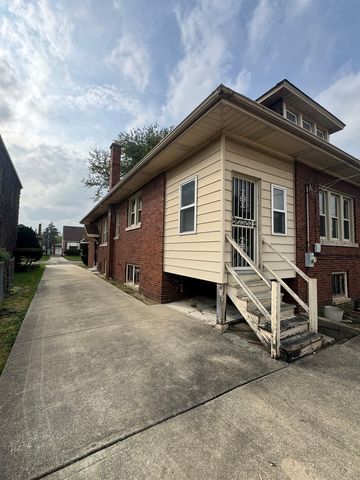 10827 S Wallace Street, Chicago, IL 60628