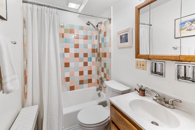 143 North Street, Winooski, VT 05404