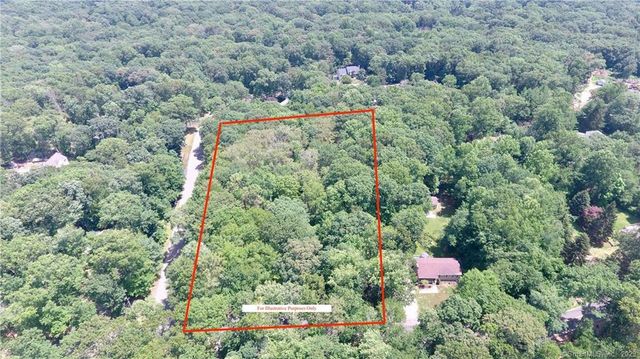 78 & 80 Airline Road, Clinton, CT 06413