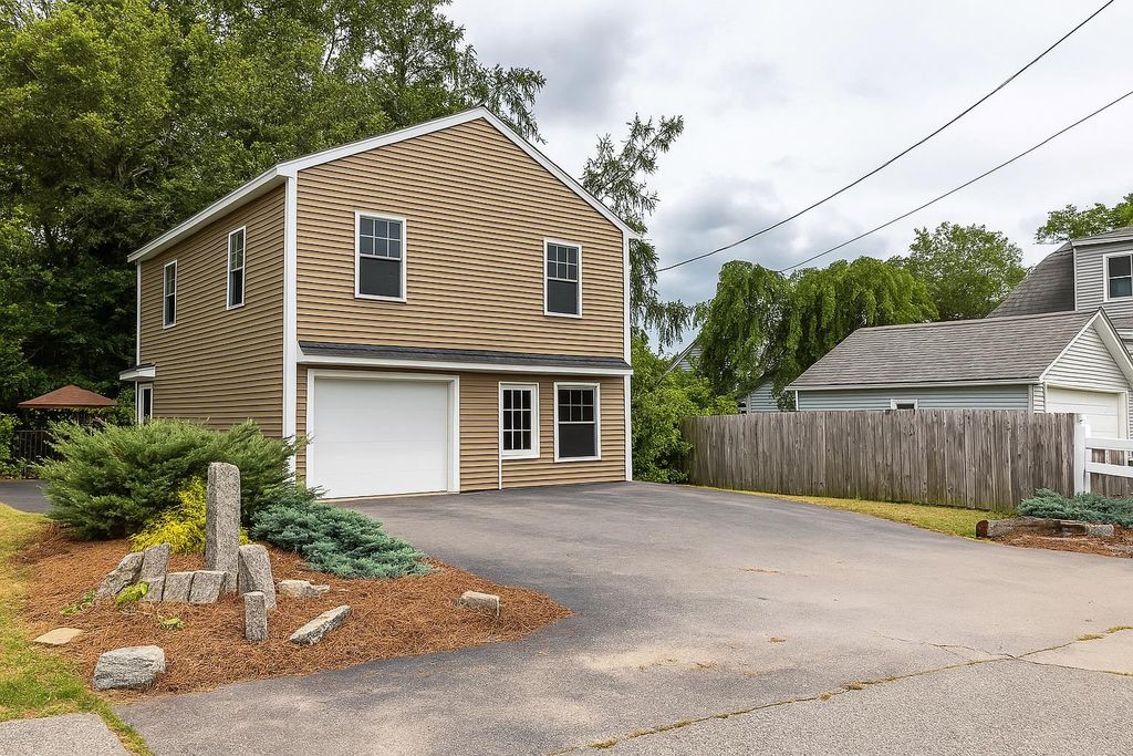 34 Dartmouth Street, Keene, NH 03431