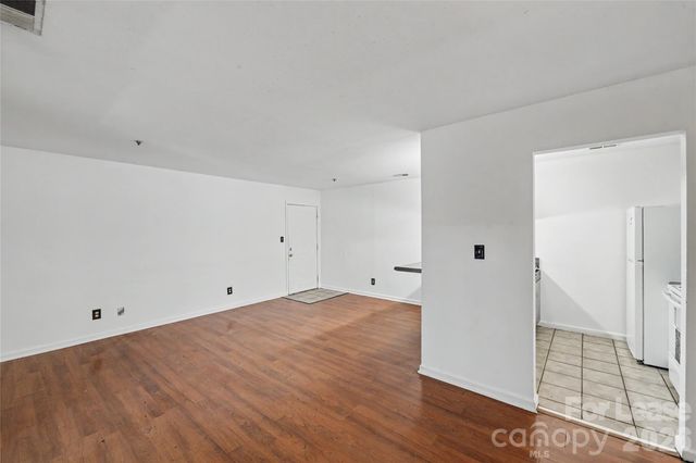 9535 University Terrace Drive B, Charlotte, NC 28262