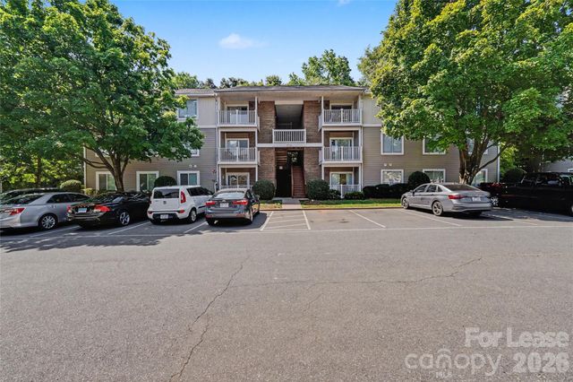 9535 University Terrace Drive B, Charlotte, NC 28262
