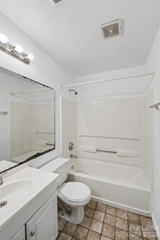 9535 University Terrace Drive B, Charlotte, NC 28262