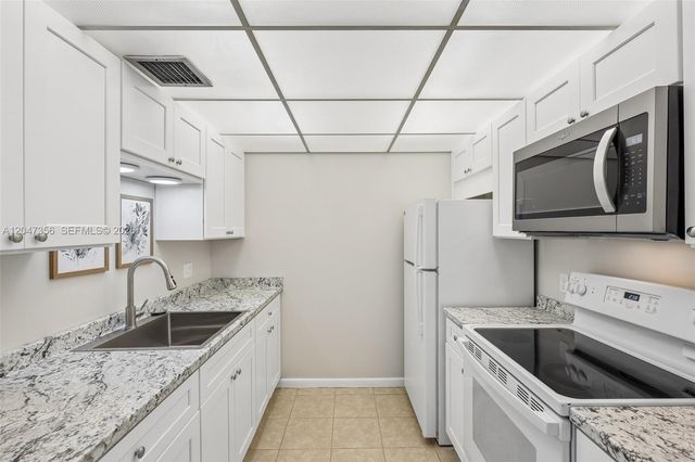 13455 SW 9th Court 108J, Pembroke Pines, FL 33027