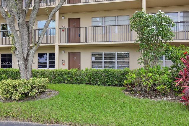 13455 SW 9th Court 108J, Pembroke Pines, FL 33027