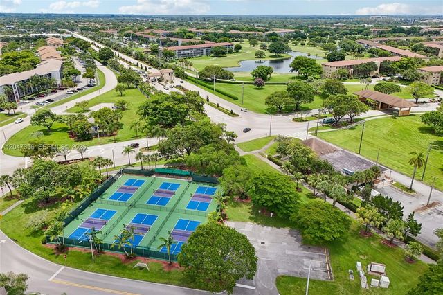 13455 SW 9th Court 108J, Pembroke Pines, FL 33027